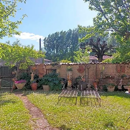 Le Vieux Prieure Bed & Breakfast